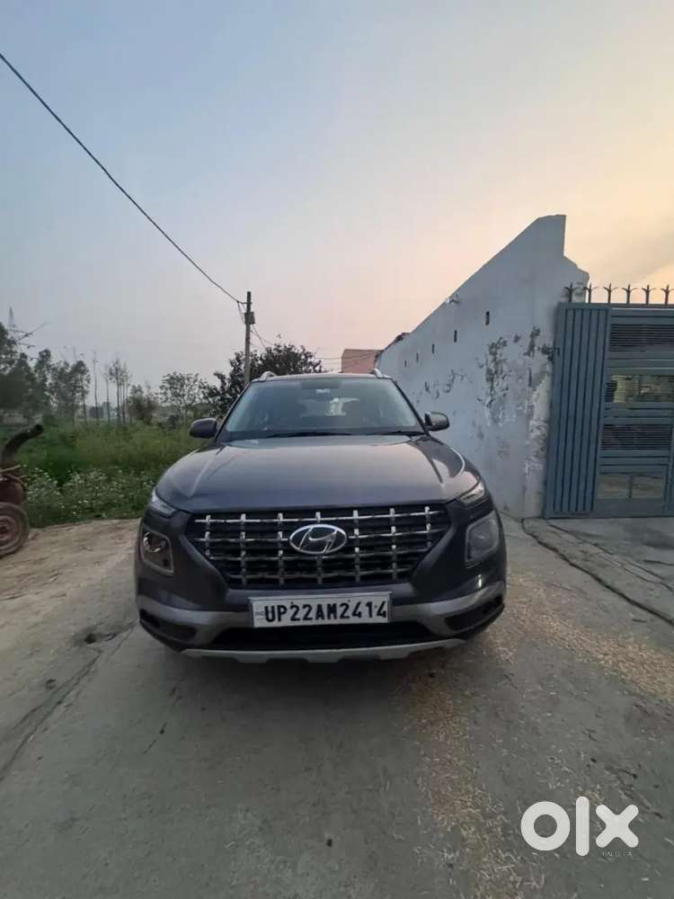 Hyundai Venue 2019 Diesel 80000 Km Driven