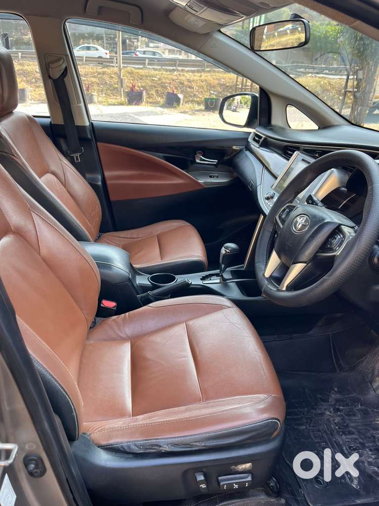 Toyota Innova Crysta 2.8z Automatic, 2018, Diesel