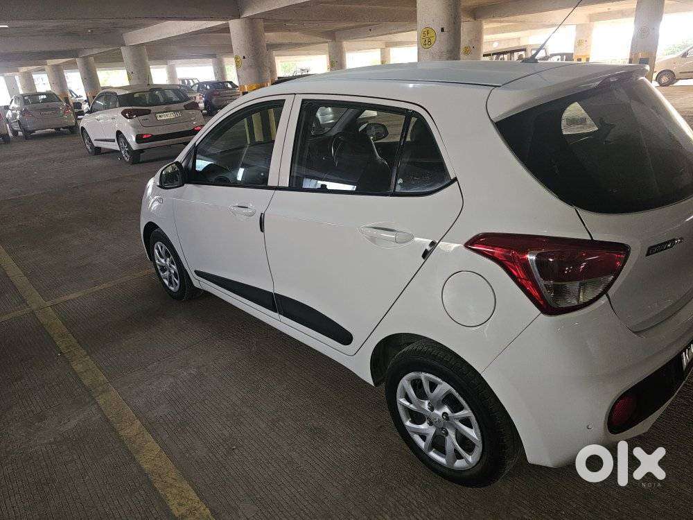 Hyundai Grand I10 Sportz 1.2 Kappa Vtvt, 2017, Petrol