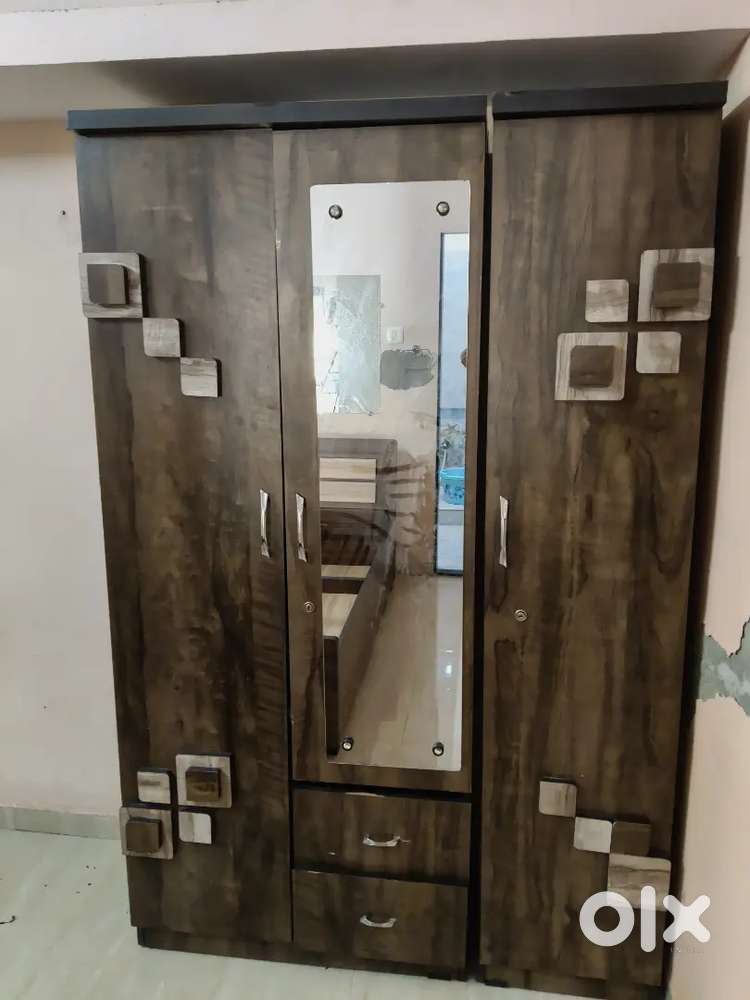 Wardrobes selling