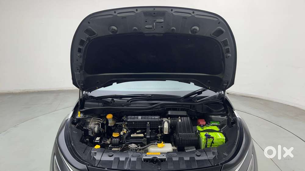 Tata Altroz Xz Plus (s), 2024, Petrol