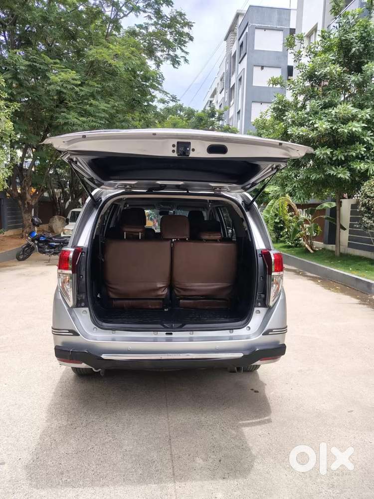 Toyota Innova Crysta [2020-ongoing] 2.4 Vx 7 Str, 2018, Diesel