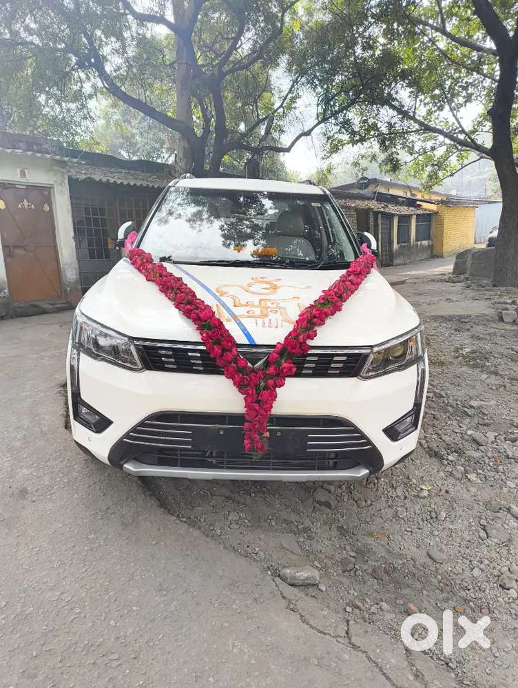 Mahindra Xuv300 1.2 W8 2025 With Vip Number