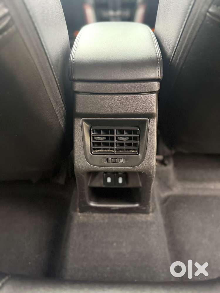Maruti Suzuki Grand Vitara 1.5 Delta Smart Hybrid, 2024, Petrol