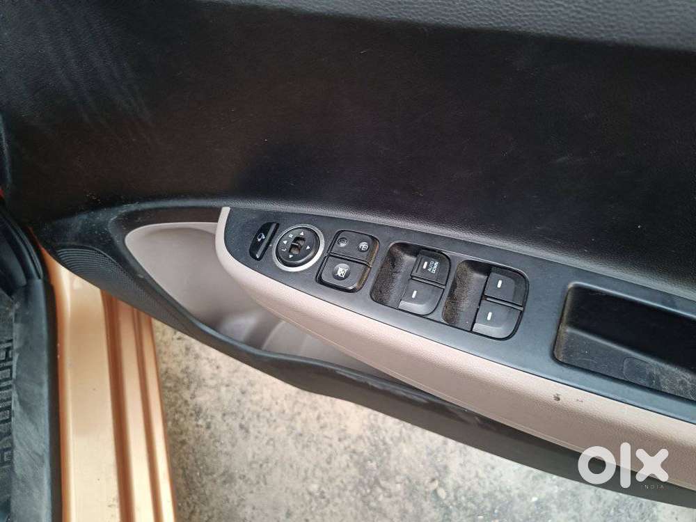 Hyundai Grand I10 [2013-2017] 1.2 Kappa Vtvt Sportz, 2016, Petrol