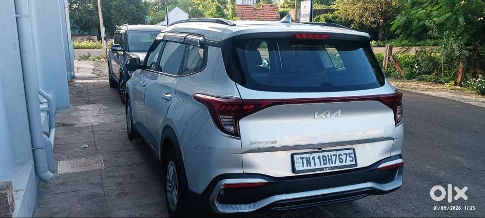 Kia Carens Prestige Plus 2024