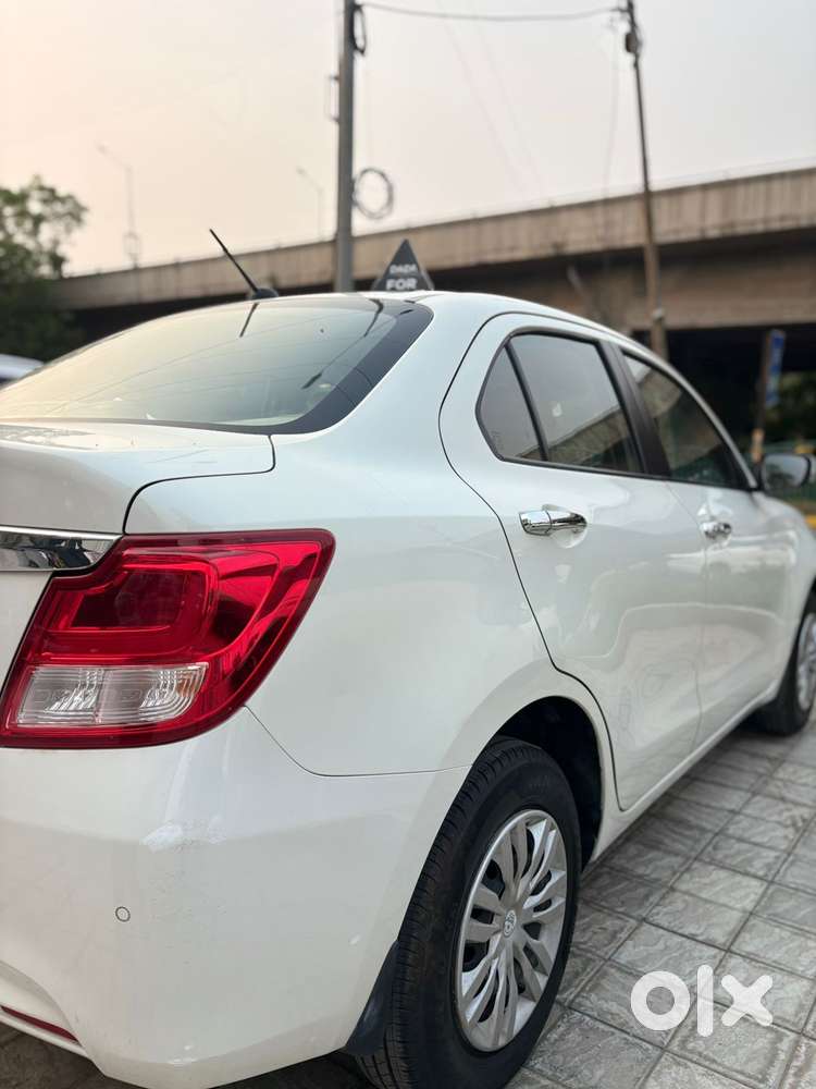Maruti Suzuki Swift Dzire Vxi(o) Mt, 2022, Petrol