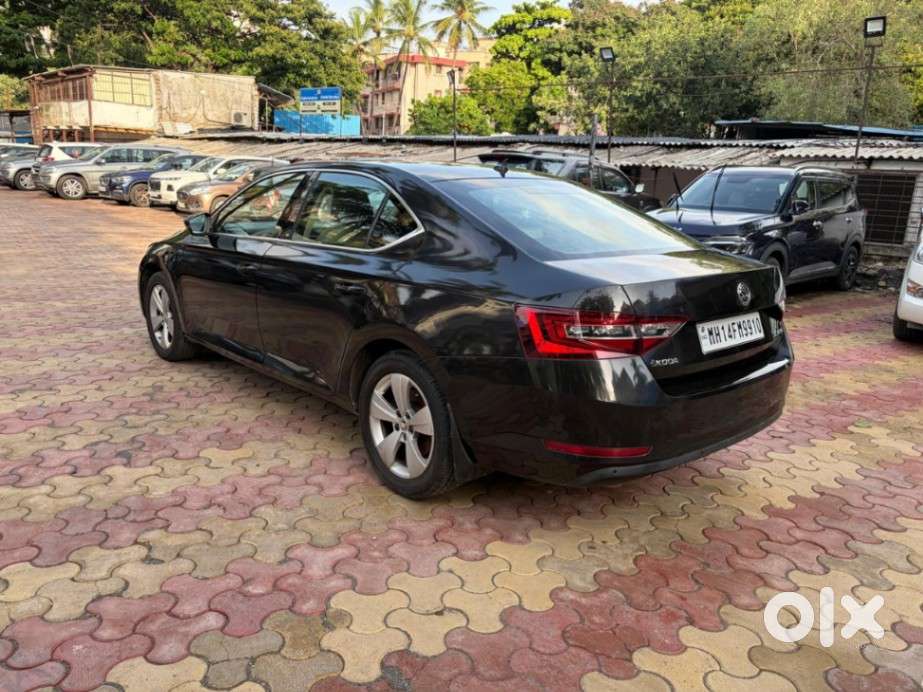Skoda Superb Style 1.8, 2016, Petrol