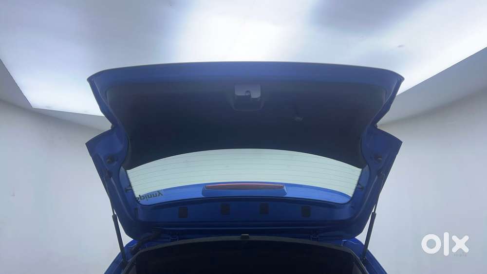 Volkswagen Taigun Topline 1.0 Tsi At (electric Seats), 2023, Petrol