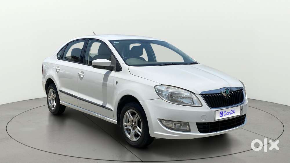 Skoda Rapid 2011-2013 1.6 Mpi At Ambition, 2013, Petrol