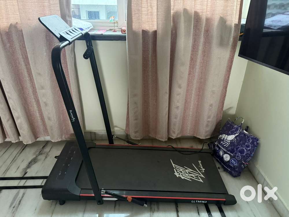 Lifelong 2.5HP Walking Pad Treadmill &ndash; Good Working Condition