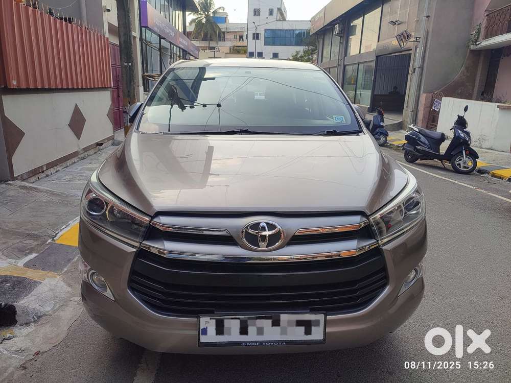 Toyota Innova Crysta 2.4 V, 2017, Diesel