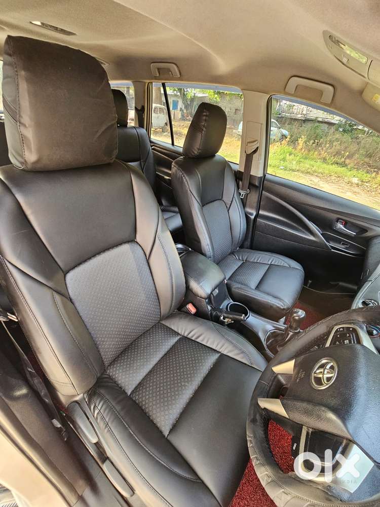 Toyota Innova Crysta 2.4 G Mt 8s, 2022, Diesel