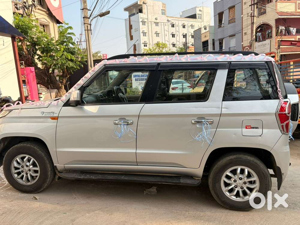 Mahindra Tuv 300 2017 Diesel Well Maintained
