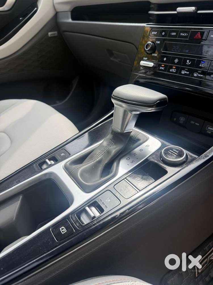 Hyundai Creta Sx (o) 1.5 Petrol Cvt, 2025, Petrol