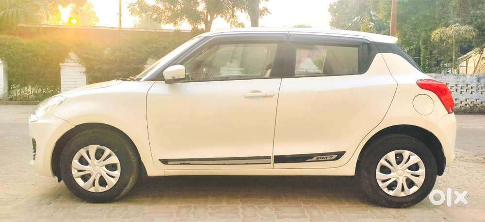 Maruti Suzuki Swift Vxi 1.2 Abs Bs-iv, 2019, Petrol