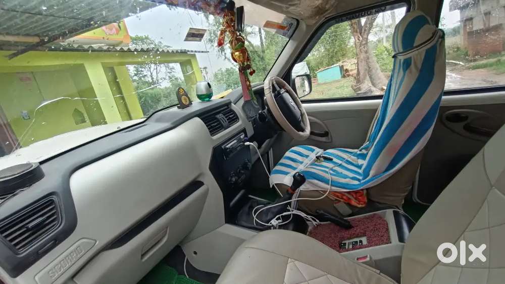 Mahindra Scorpio 2.5 S2 7 Str 2017