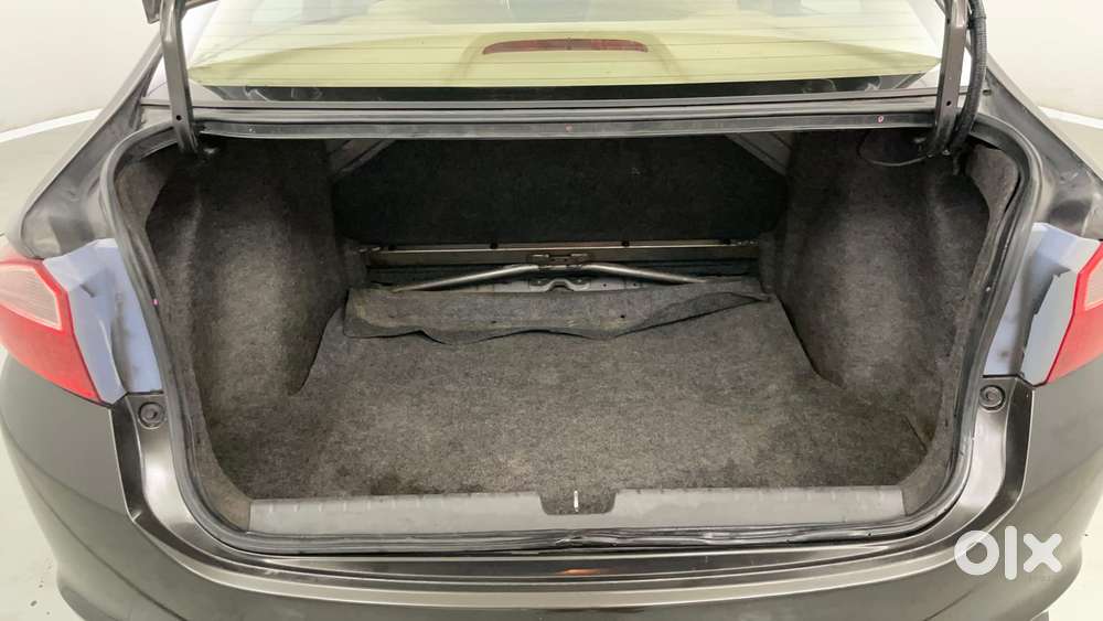 Honda City I-dtec V, 2015, Diesel