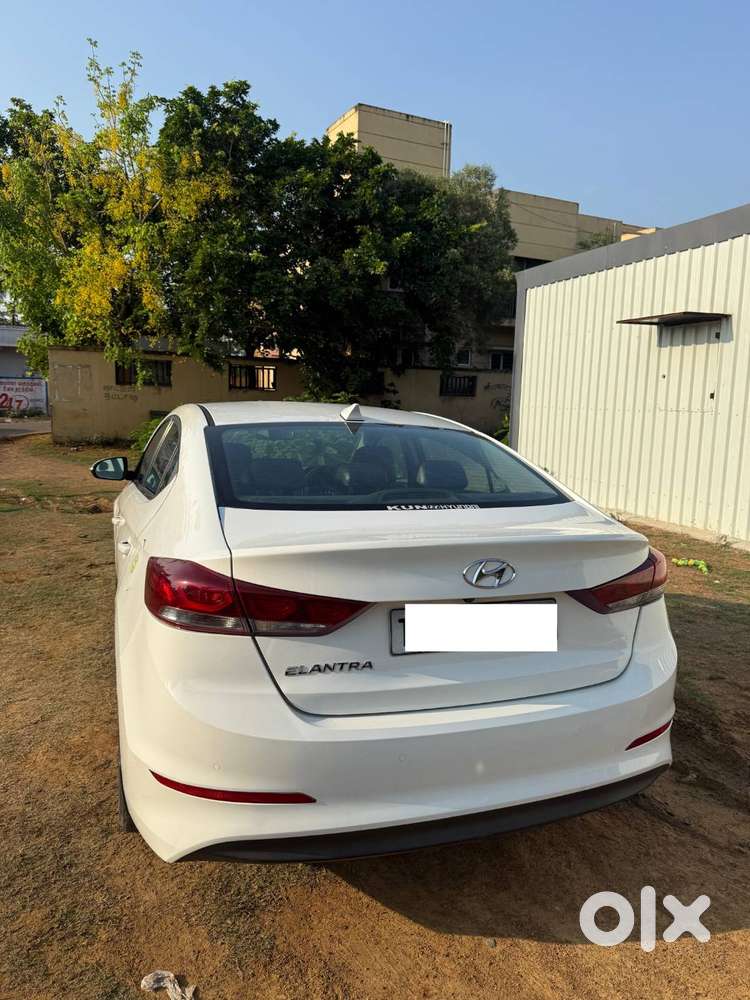 Hyundai Elantra 2018 Petrol