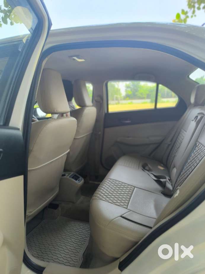 Maruti Suzuki Dzire 1.2 Vxi, 2023, Petrol