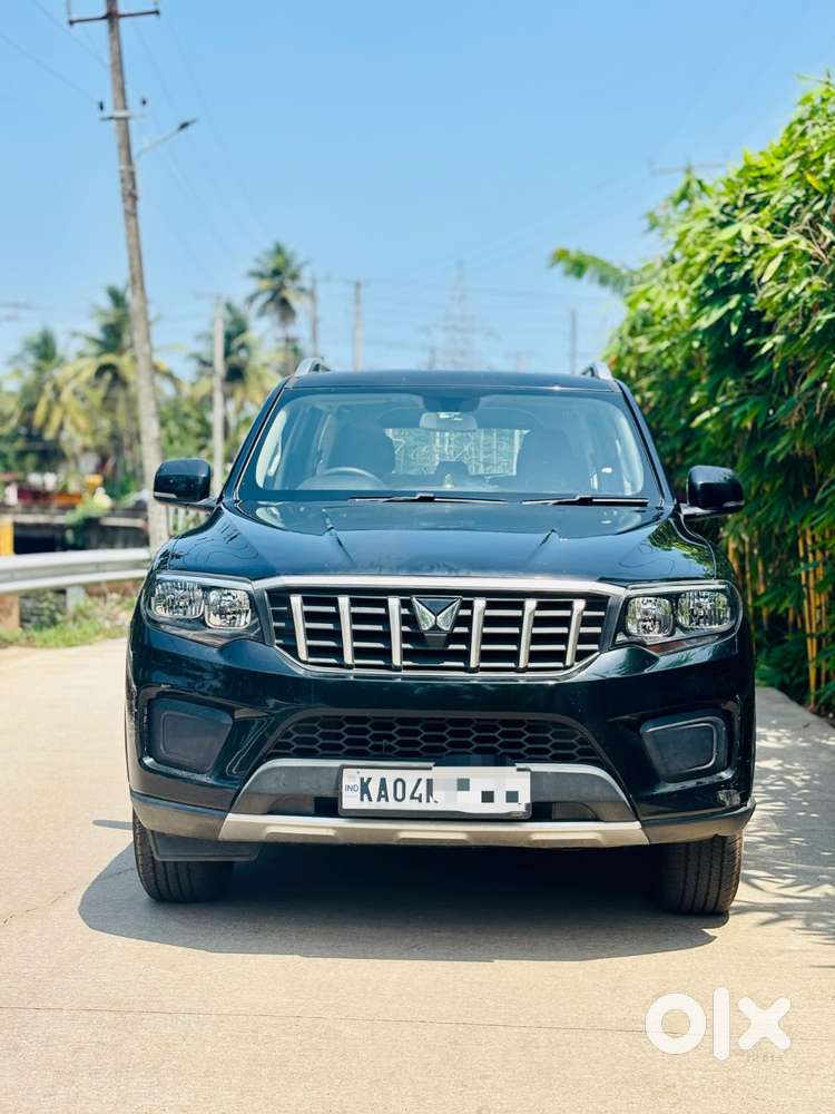 Mahindra Scorpio-n 2.2 Z6 Diesel At 7 Str, 2023, Diesel