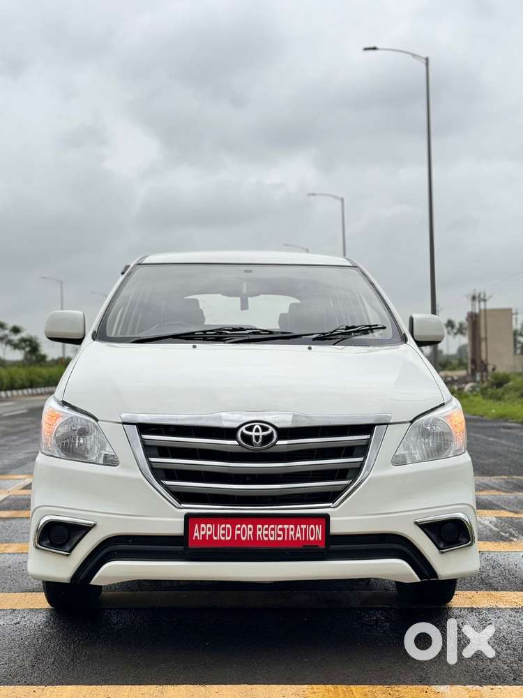 Toyota Innova 2.5 G (diesel) 8 Seater, 2016, Diesel