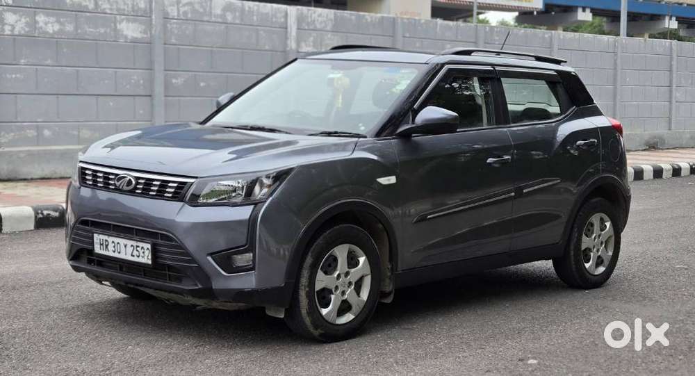 Mahindra Xuv300 W6, 2022, Petrol