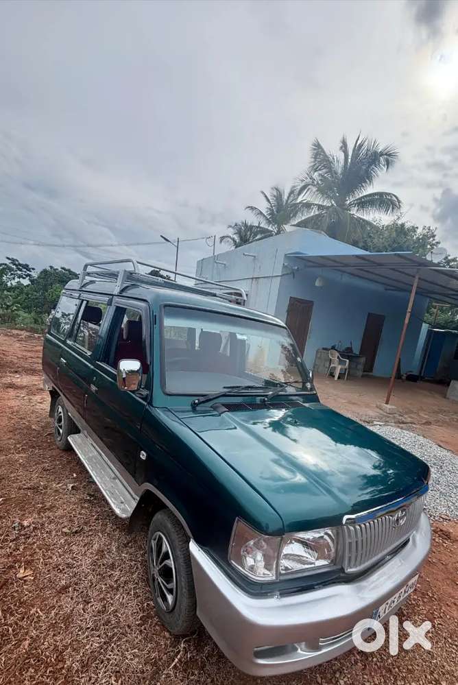 Toyota Qualis