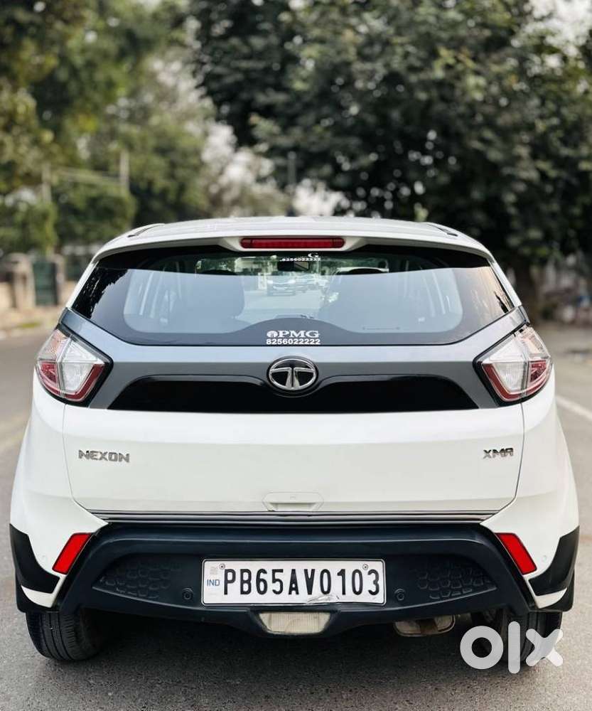 Tata Nexon Amt 1.2 Revotron Xma, 2019, Petrol