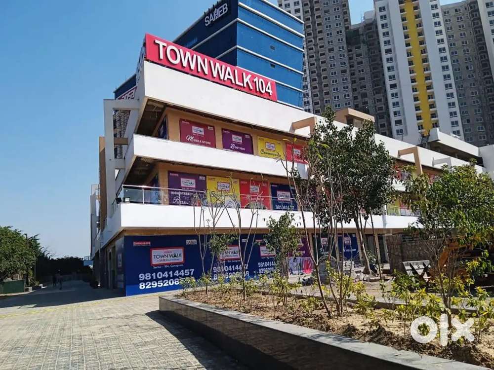 Newly constructed mall on dwarka expressway, Ideal for office