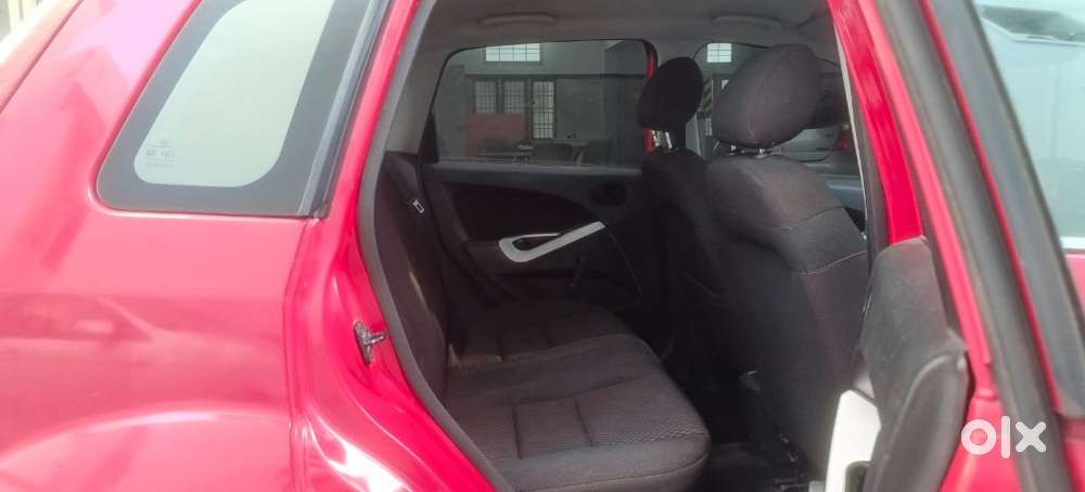 Ford Figo 2010-2012 Petrol Zxi, 2010, Petrol