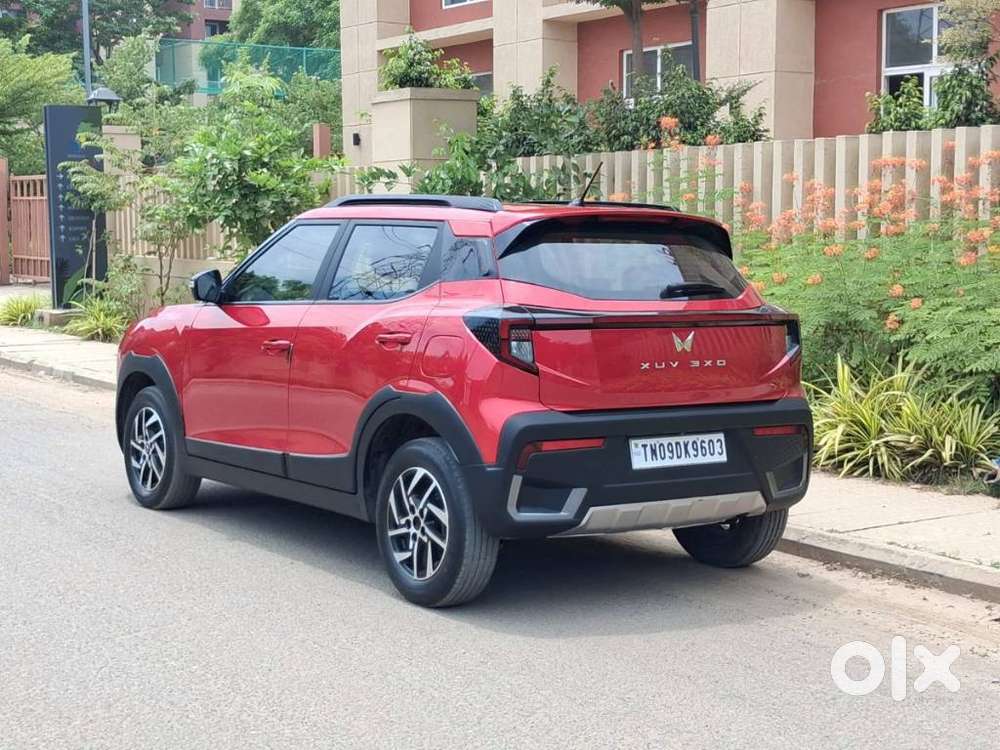 Mahindra Xuv 3xo Ax5 Pm Mt, 2025, Petrol