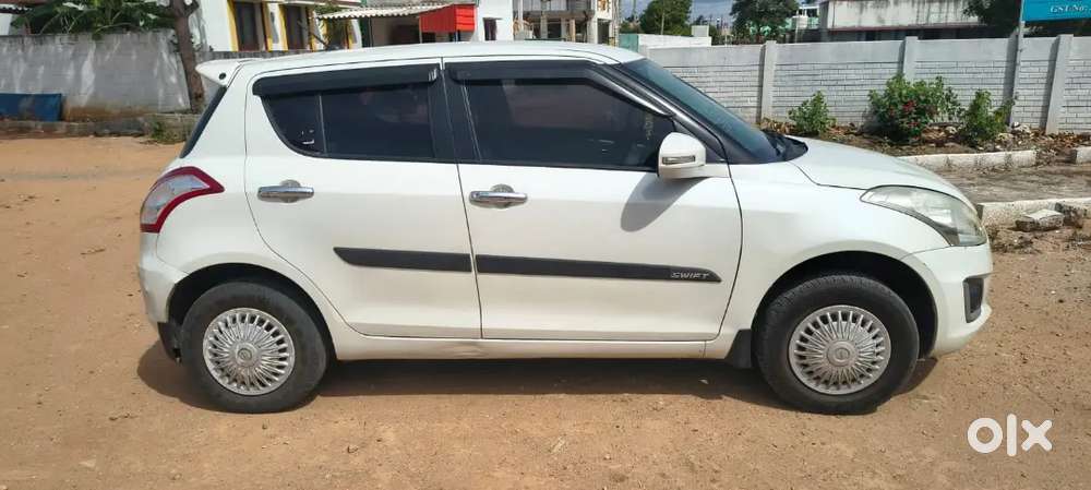 Maruti Suzuki Swift Vxi 2016