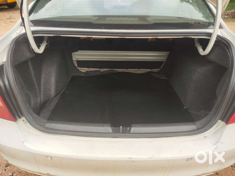 Skoda Rapid Prestige Ambition 1.6 Tdi Cr Manual Plus, 2013, Diesel