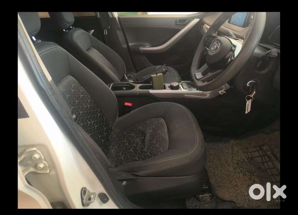 Nexon 2022 Automatic 74k Km Original Tyres