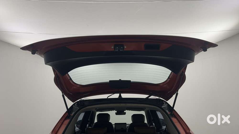 Honda Elevate Zx Cvt, 2023, Petrol