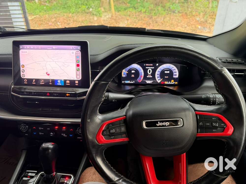 2022 Jeep Compass Model S - Grey