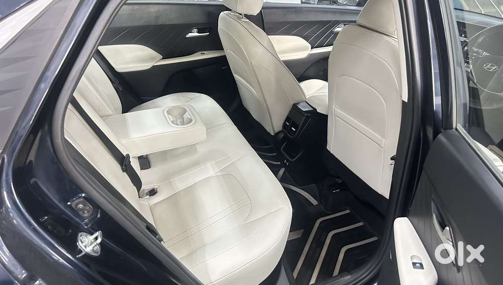 Hyundai Verna 1.5 Sx (o) Ivt, 2024, Petrol