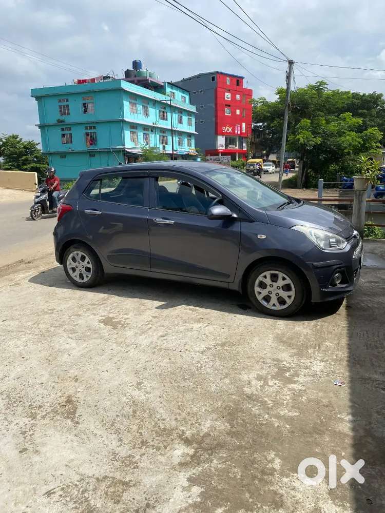 Hyundai Grand I10 2015 Petrol 60000 Km Driven
