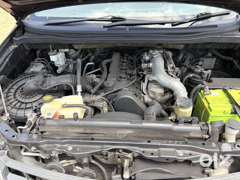 Toyota Innova 2.5 Zx 7 Str Bs-iv, 2014, Diesel