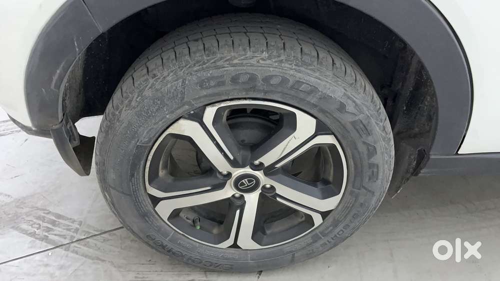 Tata Nexon 1.2 Revotron Xz Plus, 2022, Petrol