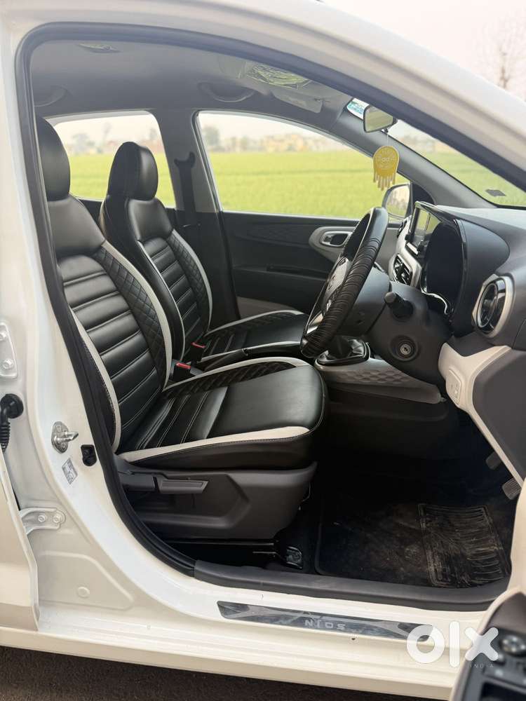 Hyundai I10 Sportz, 2023, Petrol