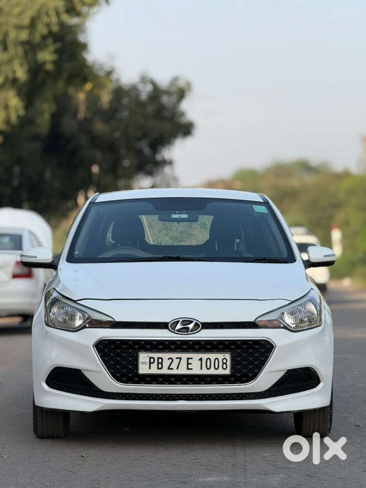 Hyundai New I20 2018 Petrol 40000 Km Driven