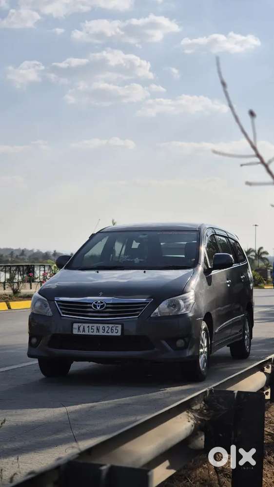 Toyota Innova 2013 Diesel 234500 Km Driven