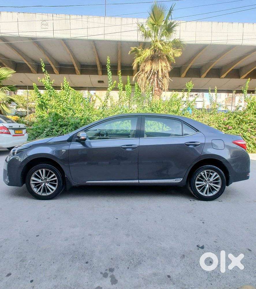 Toyota Corolla Altis 2013-2017 Vl At, 2014, Petrol