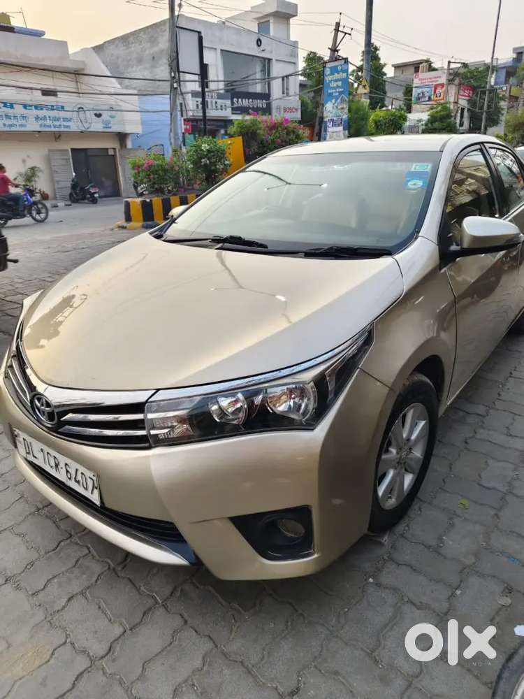 Toyota Corolla Altis 2016