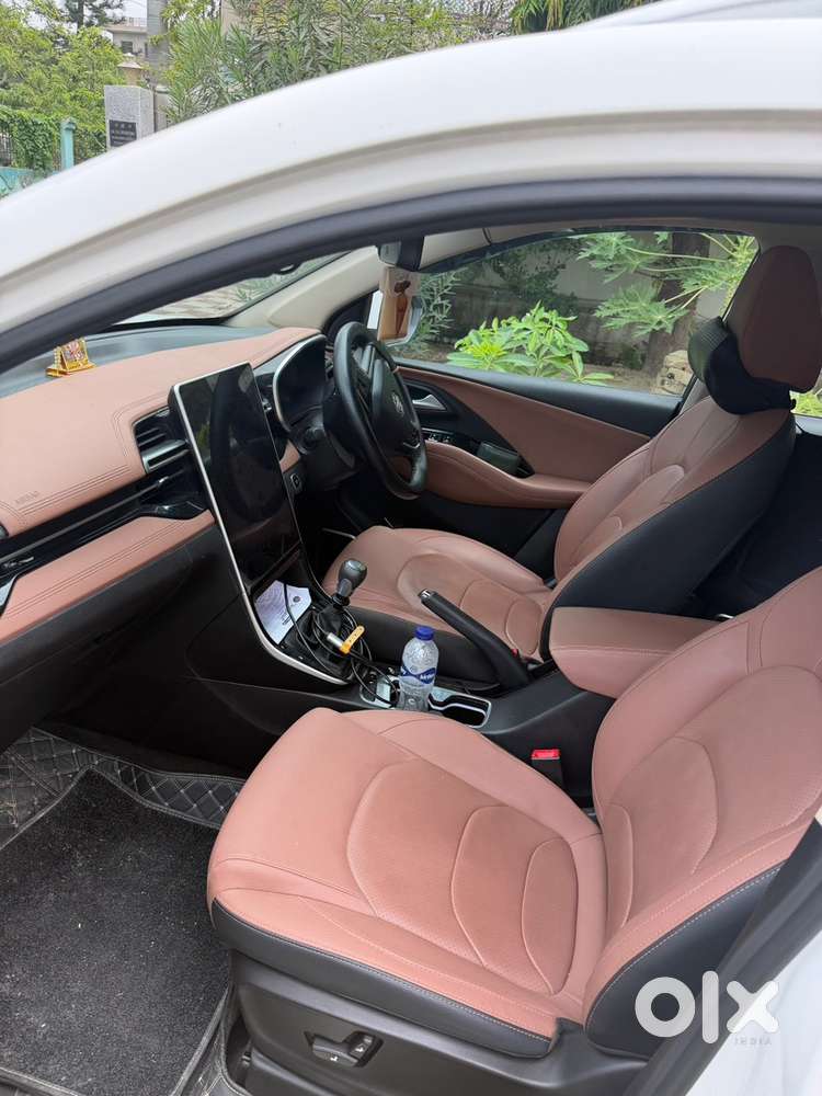 Mg Hector Plus 7 Seater 26k Km Driven
