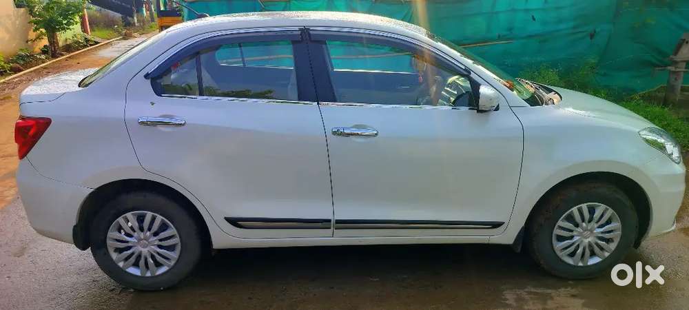 Maruti Suzuki Dzire 2022 Petrol 26000 Km Driven