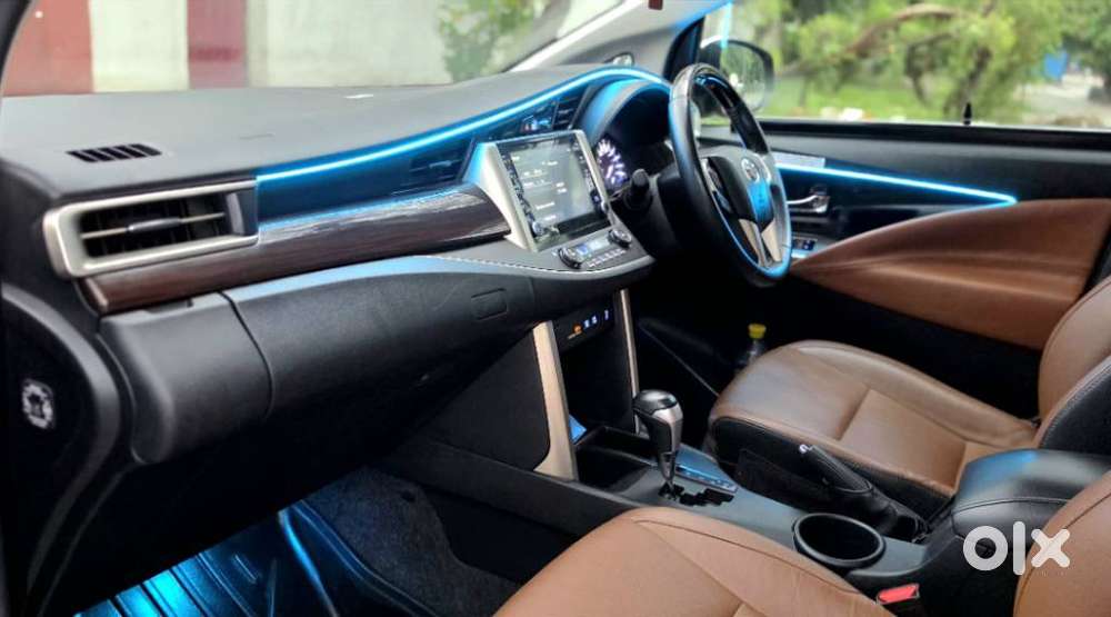 Toyota Innova Crysta [2020-ongoing] 2.4 Zx At 7 Str, 2022, Diesel