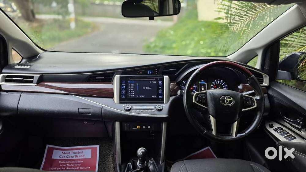 Toyota Innova Crysta 2.4 V 8 Str, 2016, Diesel